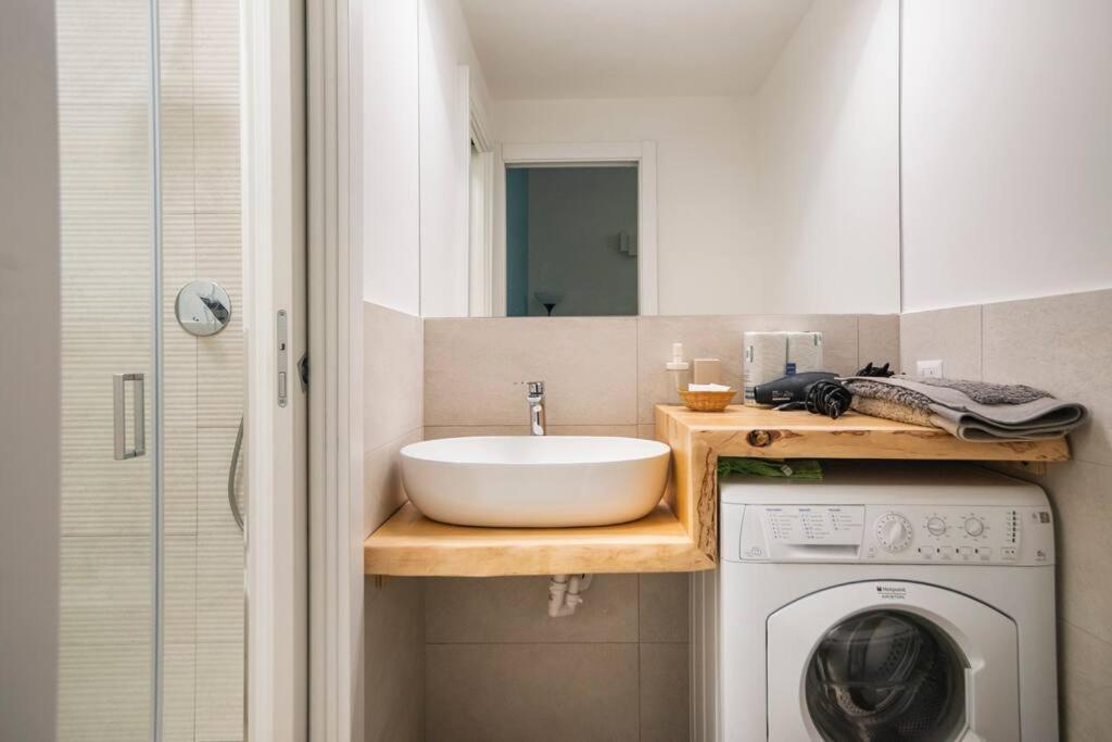 Tadino 50 Apartment Milan Exterior photo