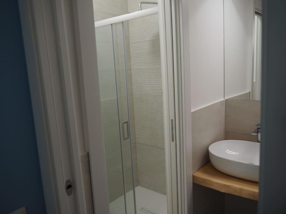 Tadino 50 Apartment Milan Exterior photo